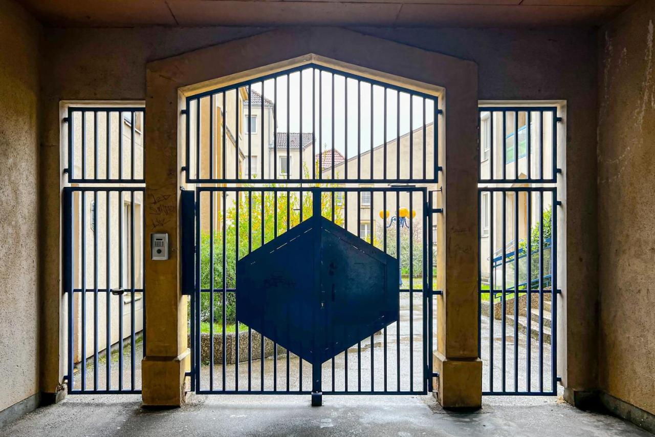 Ferienwohnung Au Fil Du Temps Metz Exterior foto